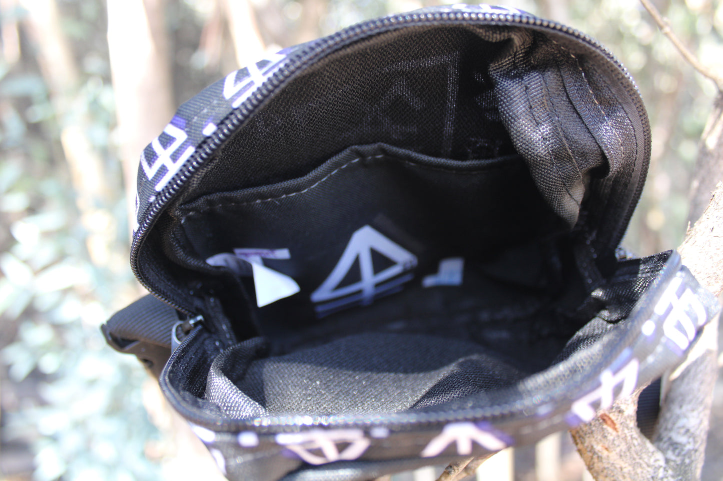 Mae Mae X Sehent Body Bag Black